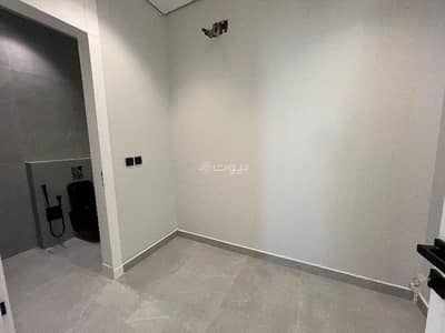 دور 4 غرف نوم للبيع في شمال الرياض، الرياض - دور علوي فاخر للبيع حي النرجس