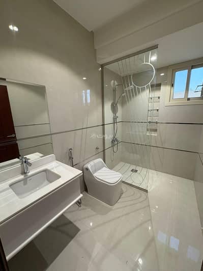 دور 4 غرف نوم للايجار في شمال الرياض، الرياض - دور راقي للإيجار بحي الملقا