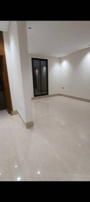 دور 4 غرف نوم للبيع في غرب الرياض، الرياض - طابق للبيع في حي طويق، الرياض