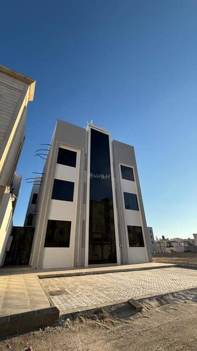 5 Bedroom Apartment for Sale in Al Ranuna, Madina - 5-bedroom apartment for sale in Al-Rimalah, Medina