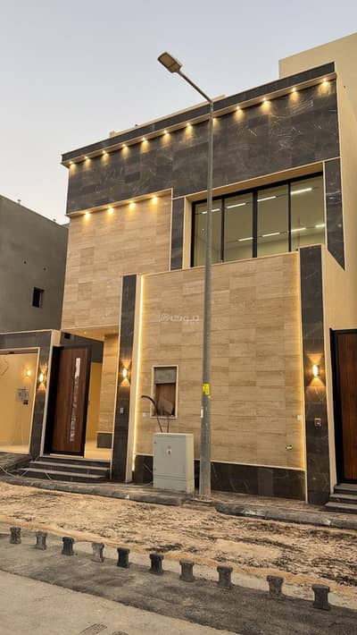 4 Bedroom Villa for Sale in East Riyadh, Riyadh - Villa for Sale – Internal Staircase with Separate Apartment