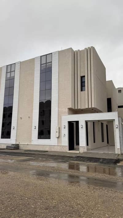 5 Bedroom Villa for Sale in West Riyadh, Riyadh - Villa For Sale in Al Mahdiyah, Riyadh