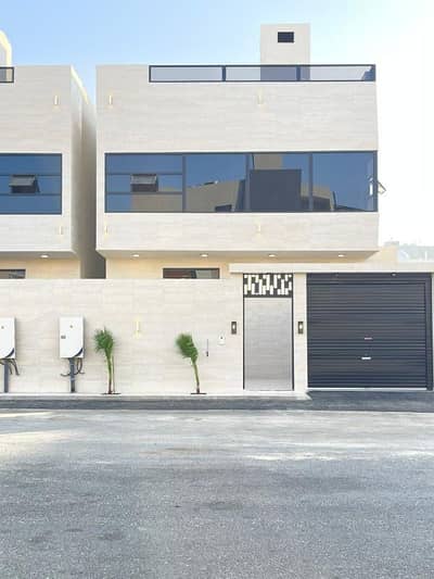 9 Bedroom Villa for Sale in Al Qashashia Al Jadid, Makkah - Luxury villas for sale in Prince's District 3, Makkah Al-Mukarramah