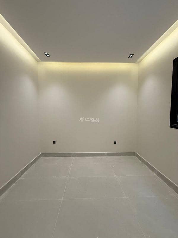 للبيع دور مقسوم شقتين بحى الرمال_ شرق الرياض للبيع دور مقسوم شقتين بحى الرمال_ شرق الرياض