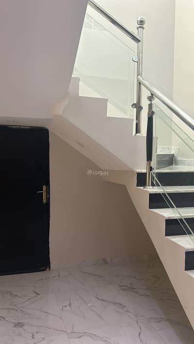 فیلا 5 غرف نوم للبيع في غرب الرياض، الرياض - فيلا من 5 غرف نوم للبيع في المهدية