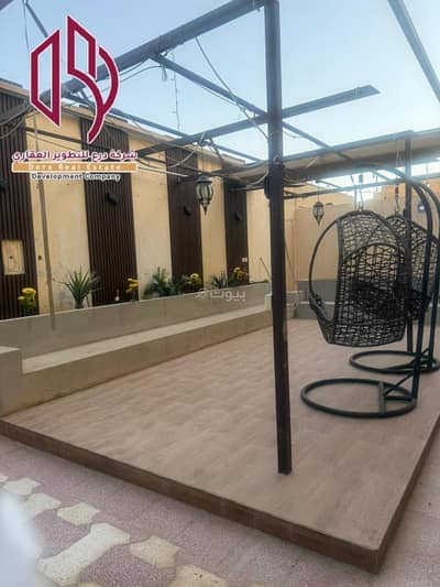 8 Bedroom Villa for Sale in East Riyadh, Riyadh - Very affordable villa