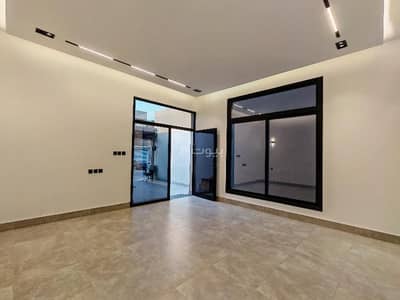 دور 4 غرف نوم للبيع في شرق الرياض، الرياض - دور أرضى حى المونسيه