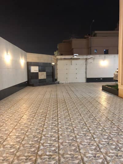 10 Bedroom Villa for Sale in East Riyadh, Riyadh - For sale in Al-Rimal neighborhood (a miniature palace)