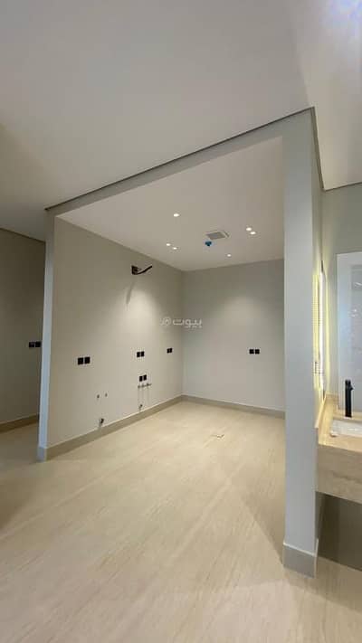 3 Bedroom Apartment for Rent in East Riyadh, Riyadh - Apartment for rent in Al-Rimal, in a building in Riyadh