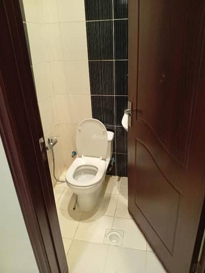 3 Bedroom Flat for Rent in North Riyadh, Riyadh - A 3-bedroom apartment for rent in Al Yasmeen.