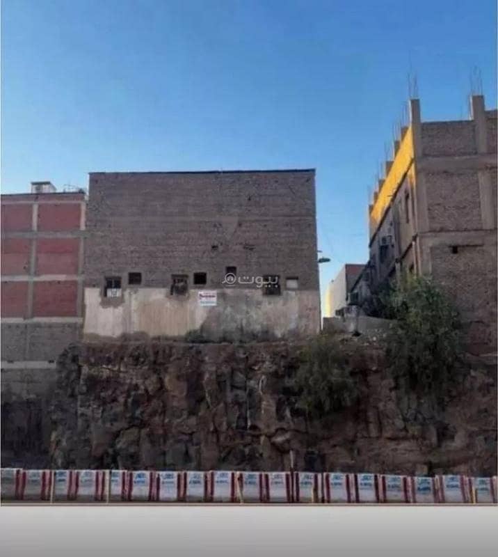 6 Bedroom Residential Building For Sale in Al Duwaimah, Madina 6 Bedroom Residential Building For Sale in Al Duwaimah, Madina