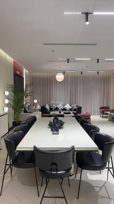 3 Bedroom Flat for Rent in North Riyadh, Riyadh - شقة فاخرة في برج The Oval، تطل على طريق الملك فهد