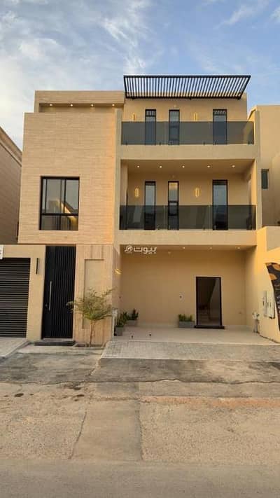 دور 4 غرف نوم للبيع في شمال الرياض، الرياض - دور للبيع في العارض، شمال الرياض