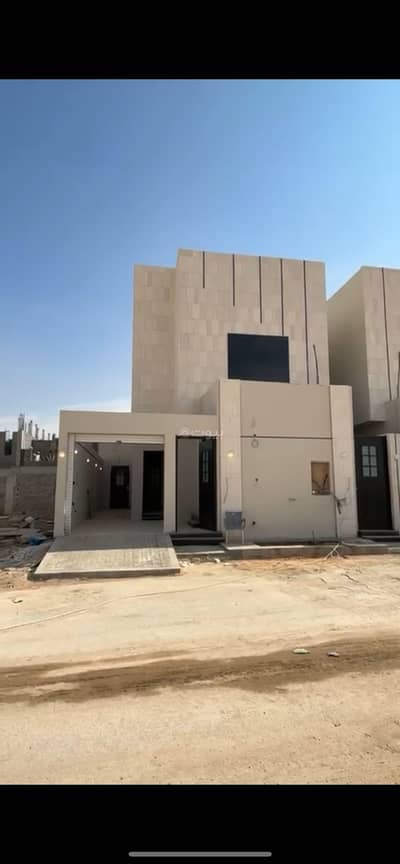 5 Bedroom Villa for Sale in East Riyadh, Riyadh - Villa for sale in Al-Marjan