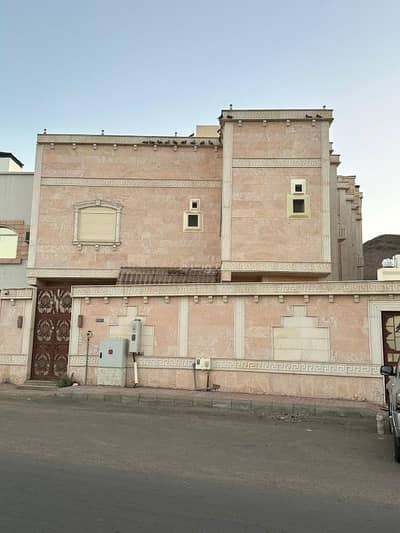 8 Bedroom Villa for Sale in Abu Burayqa, Madina - Villa For Sale in Abu Burayqa, Madina