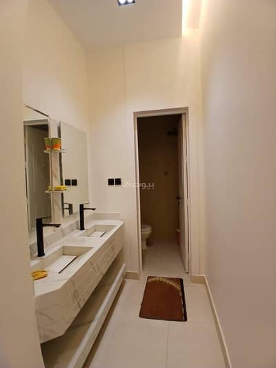 7 Bedroom Villa for Sale in East Riyadh, Riyadh - 7 bedrooms villa for sale in Al Gulf (the Gulf)