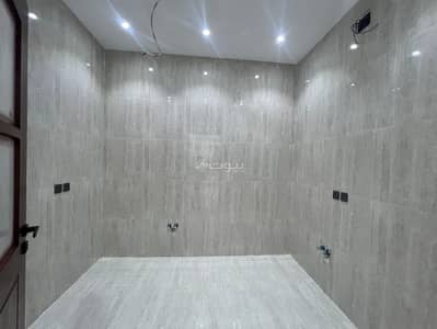 3 Bedroom Apartment for Sale in South Riyadh, Riyadh - 3 bedrooms apartment for sale in Okaz