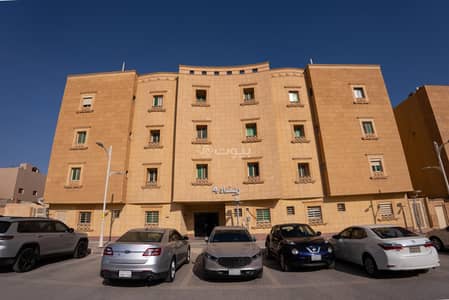 4 Bedroom Flat for Rent in North Riyadh, Riyadh - 3-bedroom apartment for rent in Hittin