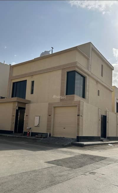 4 Bedroom Villa for Sale in East Riyadh, Riyadh - Laaybeh villa with an adjacent apartment, Al-Nahda district