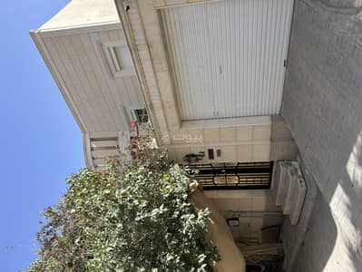 فیلا 4 غرف نوم للايجار في شمال الرياض، الرياض - فيلا في حي الملقا للإيجار