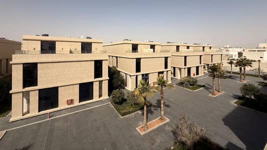 فیلا 3 غرف نوم للايجار في غرب الرياض، الرياض - مجمع الرفيعة. . هدوء الحيّ وفخامة الفيلا