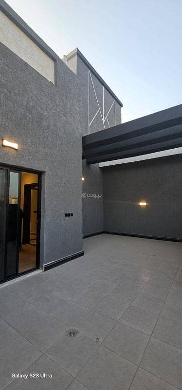 5 Bedroom Apartment for Sale in North Jeddah, Jeddah - Rooftop annex for sale behind Al-Yasmin Mall
