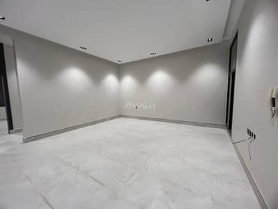 دور 3 غرف نوم للبيع في شرق الرياض، الرياض - دور للبيع في قرطبة، الرياض