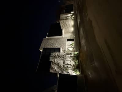 دور 3 غرف نوم للبيع في غرب الرياض، الرياض - دور اول فاخر للبيع بحي السويدي