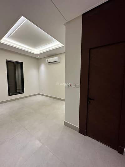 3 Bedroom Apartment for Sale in North Riyadh, Riyadh - Two-story apartment with a yard – Al-Qayrawan neighborhood | A distinctive location in north Riyadh