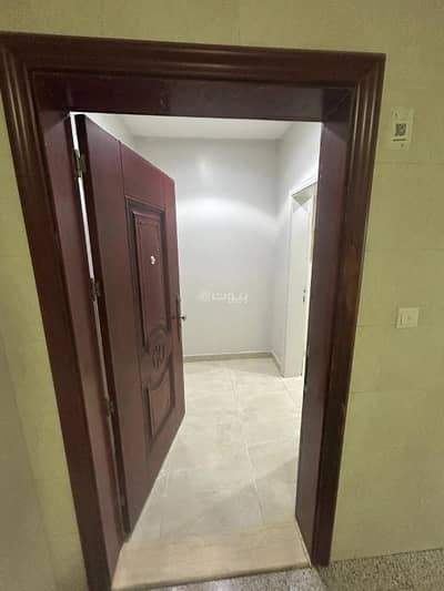 4 Bedroom Apartment for Rent in South Jeddah, Jeddah - A distinguished apartment for rent with a terrace in Al-Rawabi neighborhood