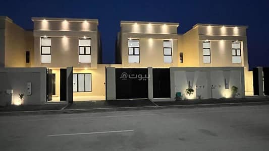 5 Bedroom Villa for Sale in Al Lulu, Al Khobar - Separate duplex for sale in Al-Lulo district, 40m street
