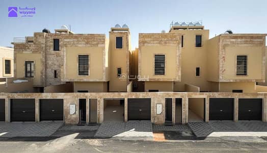 3 Bedroom Floor for Sale in West Riyadh, Riyadh - 3 separate ground-level units for sale – Tuwaiq District | Corner plot + full independence