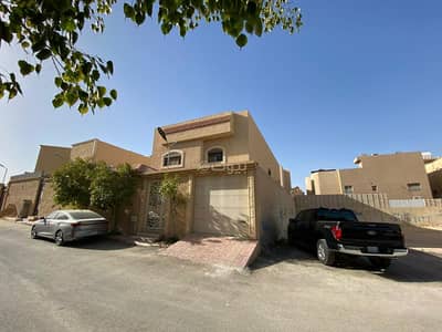 فیلا 11 غرف نوم للايجار في شمال الرياض، الرياض - إعلان فيلا مميزة بالامكان استخدامها كسكن مشترك لموظفين شركة