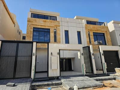 4 Bedroom Floor for Sale in East Riyadh, Riyadh - Ground floor townhouse for ownership in Al-Nahda neighborhood