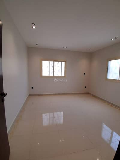 4 Bedroom Flat for Rent in East Riyadh, Riyadh - For rent: three apartments, each apartment has four rooms and a living room, in Riyadh, Al Mounsiyah district.