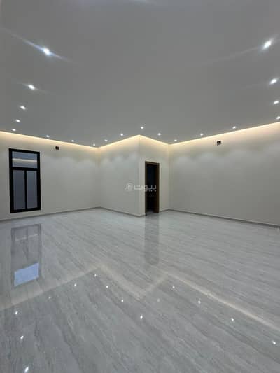 5 Bedroom Villa for Sale in East Riyadh, Riyadh - Villa For Sale in Al Khaleej