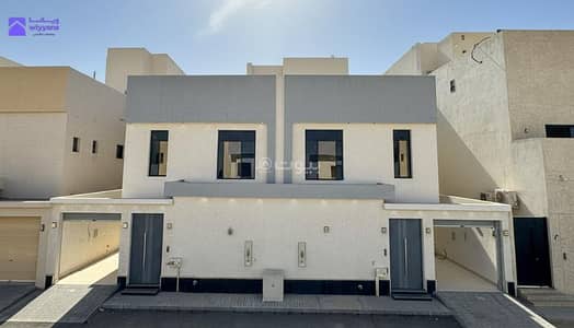 6 Bedroom Villa for Sale in East Riyadh, Riyadh - Villa for Sale in Al-Janadriyah – Spacious Family Design
