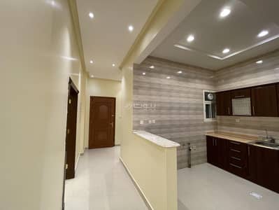 فلیٹ 2 غرفة نوم للايجار في شمال الرياض، الرياض - شقة نظيفة جدا للايجار السنوي بحي العليا