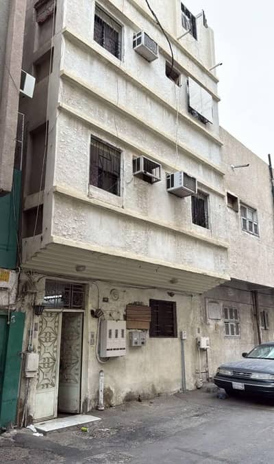 عمارة سكنية 7 غرف نوم للبيع في الشرقية، الطائف - عماره مكونة من 3 ادوار وملحق