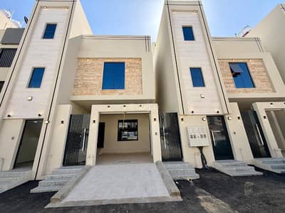 4 Bedroom Flat for Sale in Al Maealaa, Ahad Rafidah - For sale: Upper roof floor and a attached space (Raf Udeida) in the Hef plan