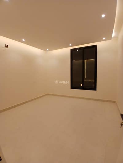 4 Bedroom Floor for Sale in East Riyadh, Riyadh - 4-storey rooms for sale in Al-Muizla
