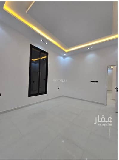 فیلا 5 غرف نوم للايجار في شرق الرياض، الرياض - فيلا للايجار