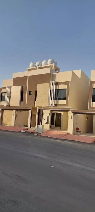 6 Bedroom Villa for Sale in South Riyadh, Riyadh - Villa For Sale in Badr, Riyadh
