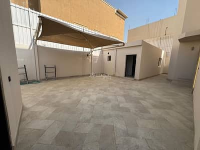 دور 4 غرف نوم للايجار في شرق الرياض، الرياض - طابق للإيجار في النهضة، الرياض