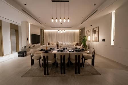 7 Bedroom Floor for Sale in Central Jeddah, Jeddah - Floor For Sale in Al Hamraa, Jeddah