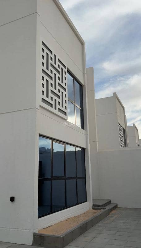 Luxury finished villas consisting of 4 bedrooms for sale in Al-Badriah, Al-Ahsa, ready now! Selling price on the map.