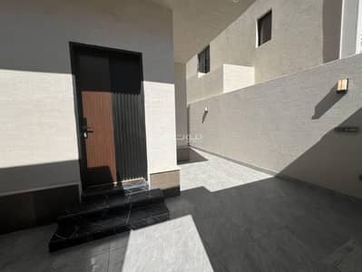 دور 3 غرف نوم للبيع في شرق الرياض، الرياض - دور للبيع في الرمال، شرق الرياض