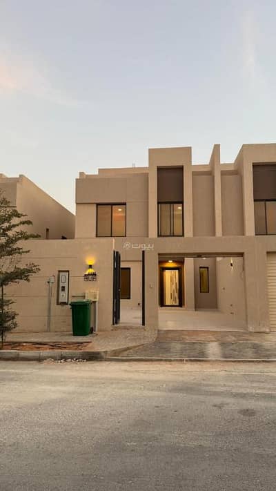4 Bedroom Villa for Rent in North Riyadh, Riyadh - Villa for rent in King Khalid Airport neighborhood, Khuzam area, Al-Jawan
