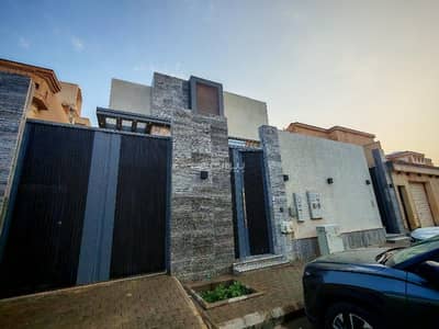 فیلا 6 غرف نوم للبيع في شرق الرياض، الرياض - Villa avec des escaliers intérieurs et deux appartements utilisés pendant 5 ans dans le quartier d'Al-Monseiah, à l'est de Riyad. Emplacement excellent près de tous les services et m