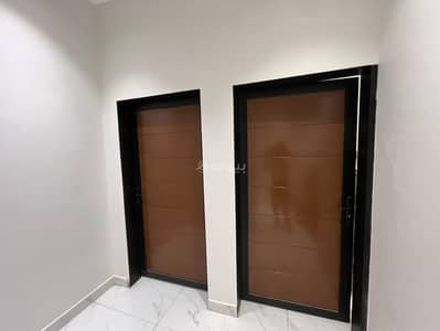 دور 3 غرف نوم للبيع في شرق الرياض، الرياض - دور علوى للبيع حى المونسيه